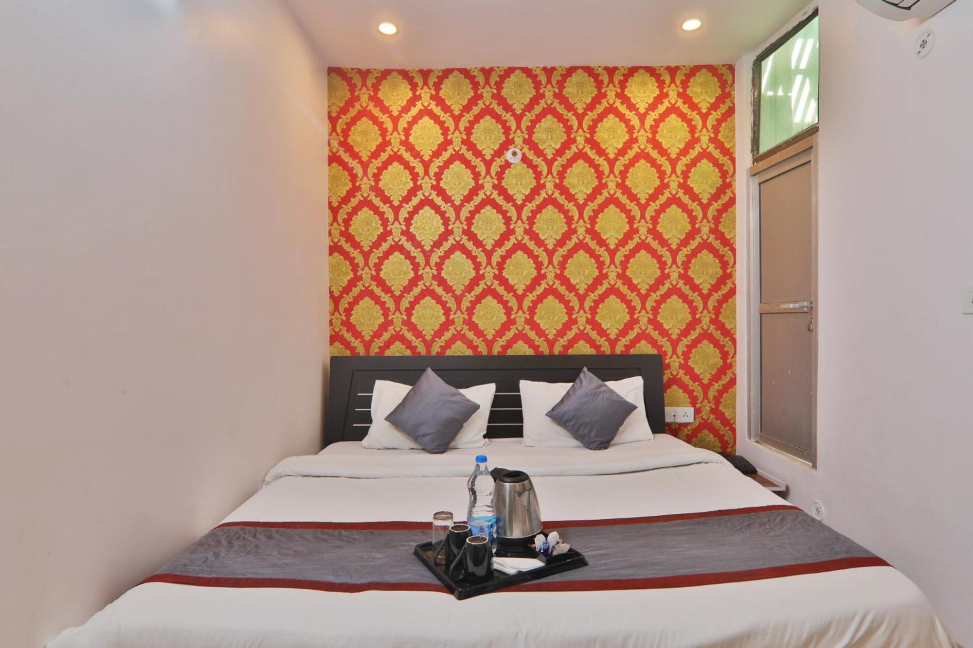 Divine Glory Hotel ลัคเนา ภายนอก รูปภาพ
