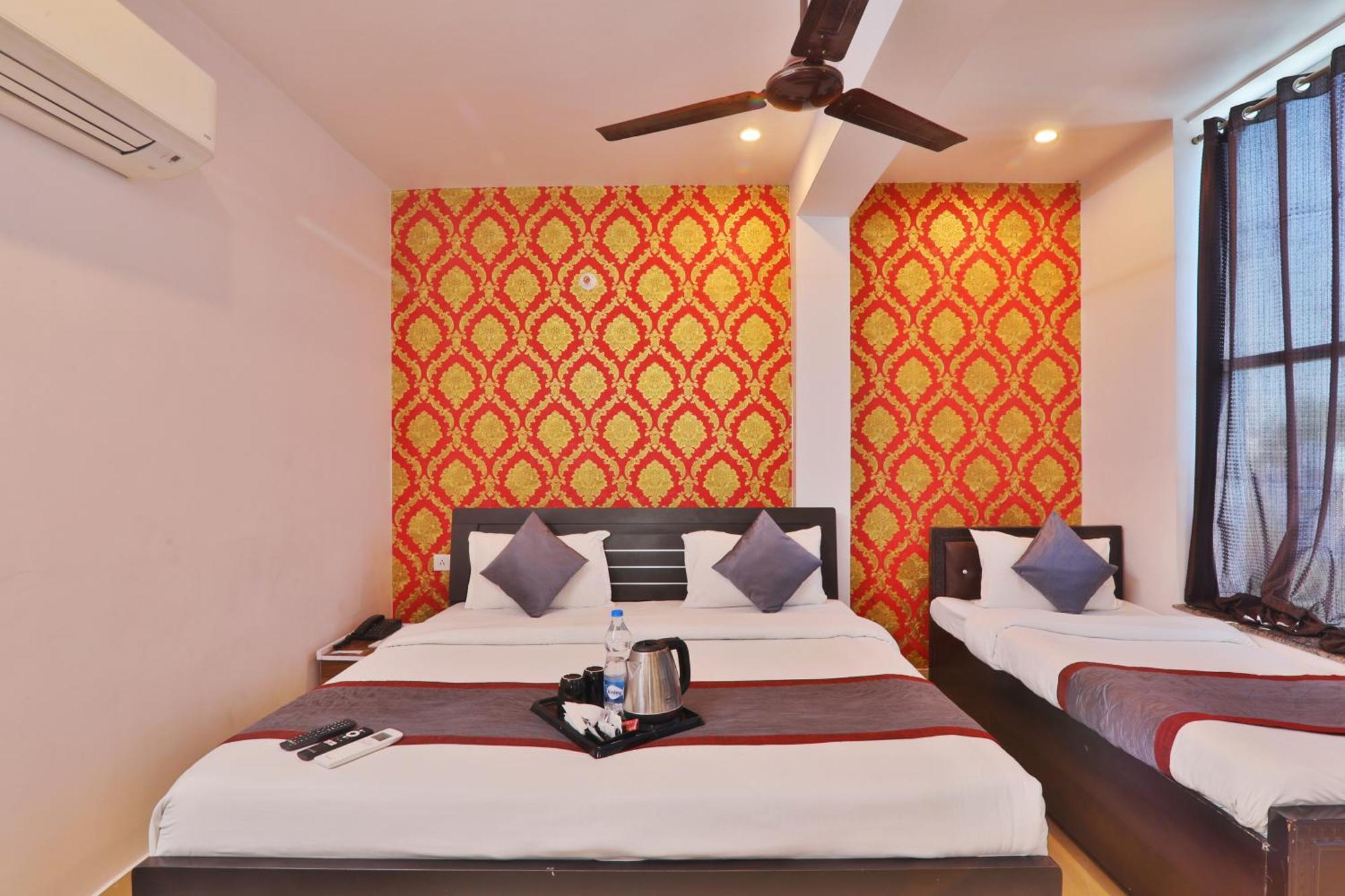 Divine Glory Hotel ลัคเนา ภายนอก รูปภาพ