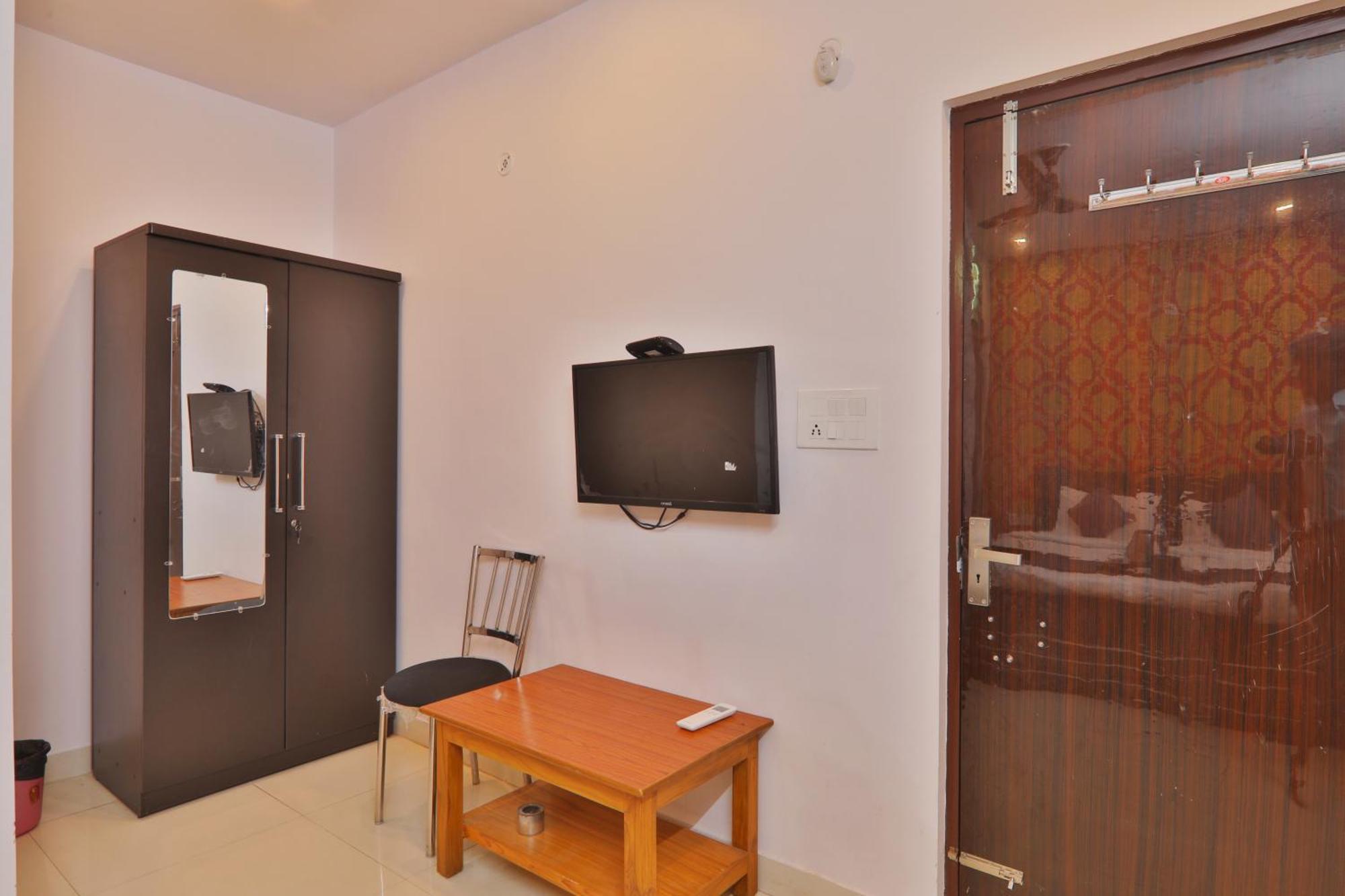Divine Glory Hotel ลัคเนา ภายนอก รูปภาพ