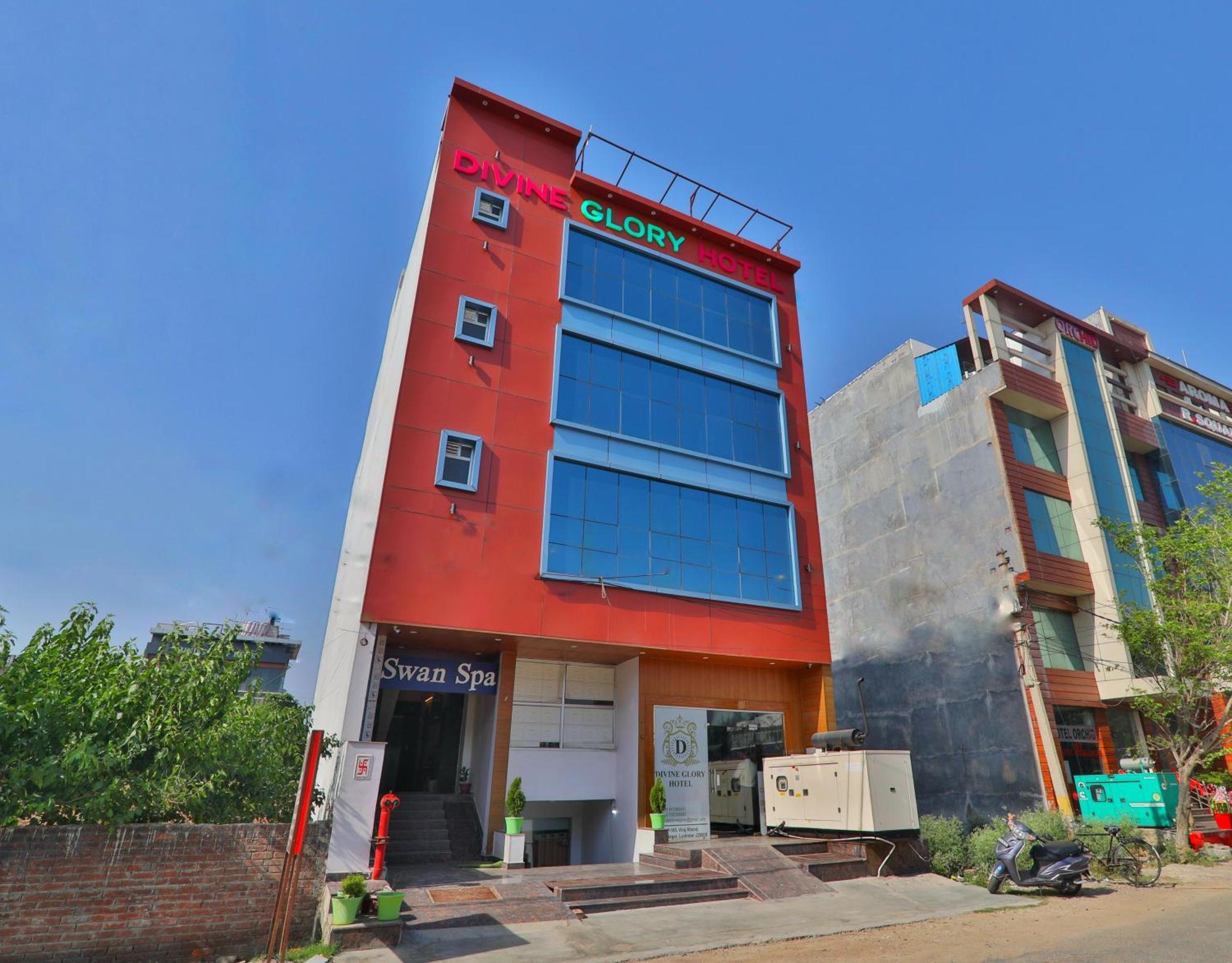Divine Glory Hotel ลัคเนา ภายนอก รูปภาพ